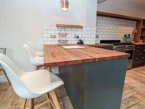 Fridge, microwave, dishwasher, toaster