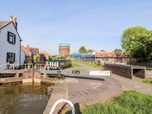 Miscellaneous - 45 Brook Lane (Chester)