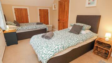 3 soverom, individuelt dekorert og individuelt innredet