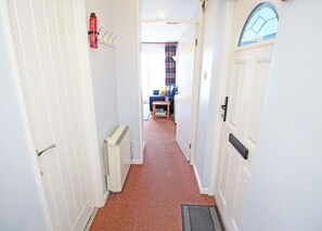 Interior - Harbour Flat - 12E South Snowdon Wharf (Porthmadog)