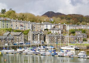 Marina - Harbour Station View (Porthmadog)