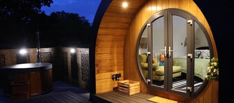 Roselea Luxury Pod Lodge