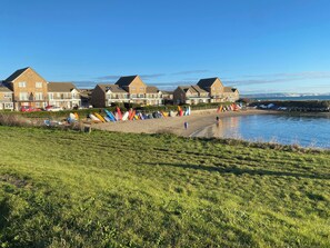 Beach nearby - Home From Home (Portland)