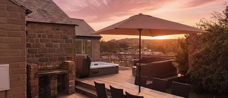 Cottage | Outdoor dining