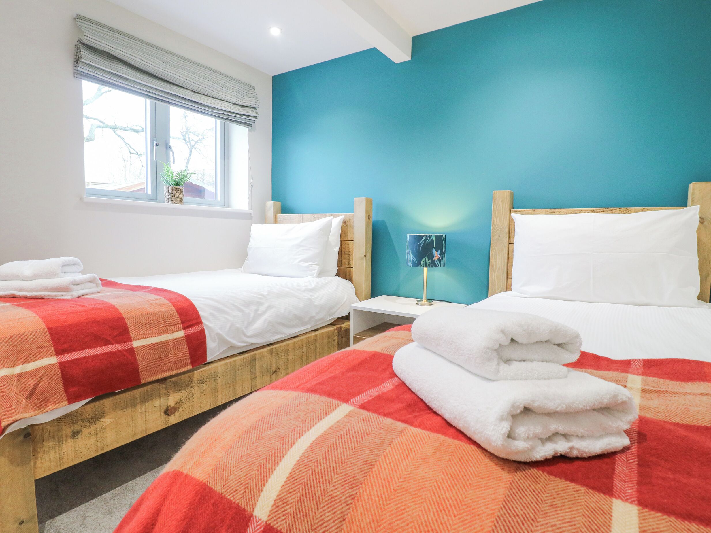 4 bedrooms, individually decorated, individually furnished, free WiFi