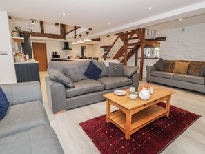 Living area - Y Côr (Corwen)