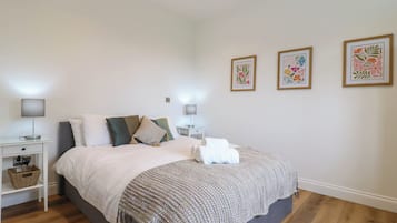 1 bedroom, individually decorated, individually furnished, free WiFi