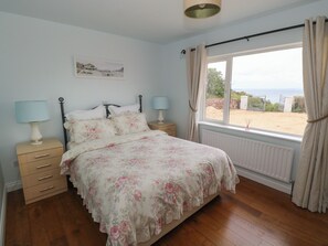 4 soverom, individuelt dekorert og individuelt innredet