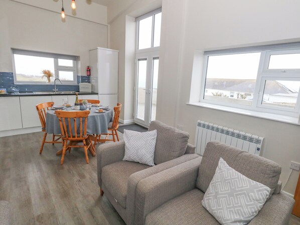 تناول الطعام