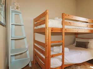 3 bedrooms, individually decorated, individually furnished, free WiFi