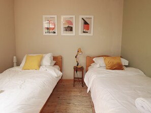 3 Schlafzimmer, individuell dekoriert, individuell eingerichtet