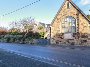 Exterior - The Old Village Chapel (Newquay)