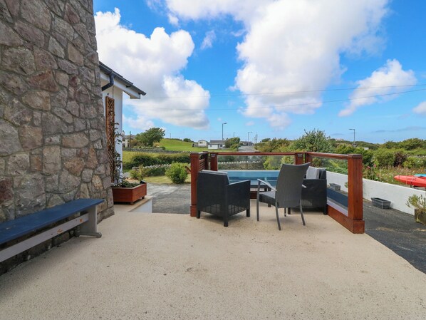 Terrace/patio - Greenfield (Holyhead)