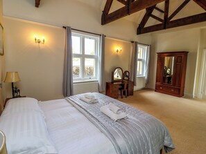 5 chambres, décoration personnalisée, ameublement personnalisé