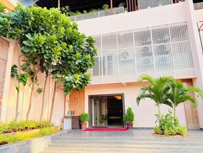 Room service - dining - Wow Hotels (Tirupur)