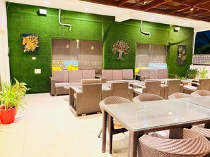 Room service - dining - Wow Hotels (Tirupur)