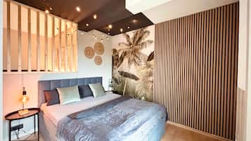 1 bedroom, free WiFi, bed sheets