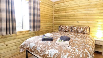 3 habitaciones, decoración personalizada y muebles diferentes