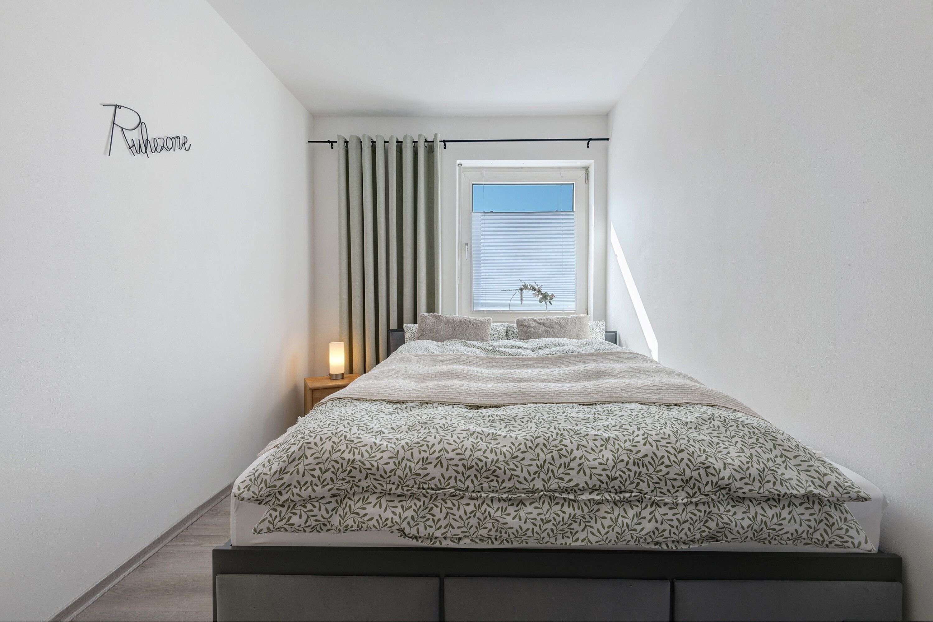 1 dormitori, planxa i posts de planxar, wifi gratuïta i roba de llit 