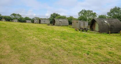 Fox Den @ Penbugle Organic Farm