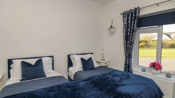 2 slaapkamers, individueel gedecoreerd, individueel gemeubileerd