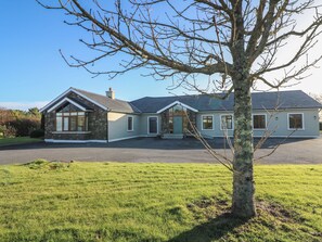 Exterior - Beach Row (Fethard on Sea)