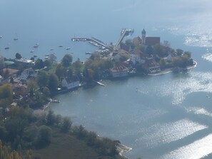 Aerial view - Apartment 'Diepold' with Mountain View, Shared Garden and Wi-Fi (Wasserburg (Bodensee))