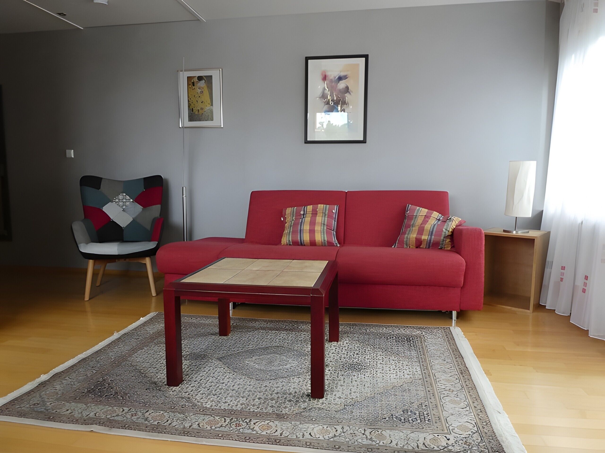 TV, lettore DVD, impianto stereo