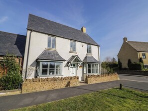 Exterior - 2 Summers Way (Moreton-in-Marsh)