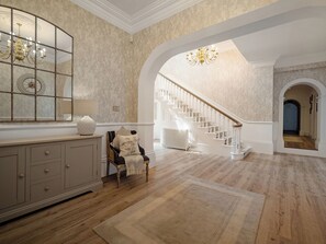 Interior - Hallfield Hall (Alfreton)