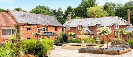 Jardines del alojamiento