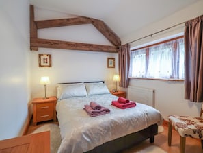 2 habitaciones, decoración personalizada y muebles diferentes