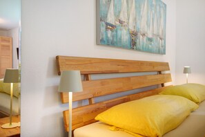 1 bedroom, free WiFi, bed sheets - Apartment 'Lisa' with Private Terrace and Wi-Fi (Bodman-Ludwigshafen)