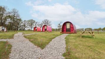 Cottage | Property grounds