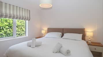 2 quartos, Wi-Fi de cortesia, individualmente decorados
