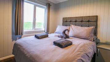 3 bedrooms, individually decorated, individually furnished, free WiFi