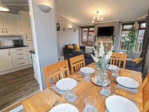 Dining - Lakeside 18 (Carnforth)