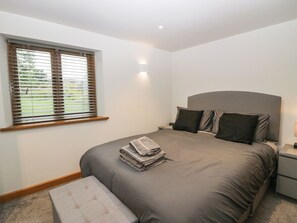 2 bedrooms, individually decorated, individually furnished, free WiFi - Low Fold Cottage (Penrith)