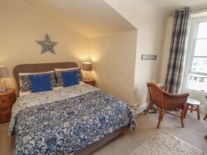 2 bedrooms, individually decorated, individually furnished, free WiFi