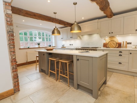 Fridge, dishwasher, electric kettle, toaster