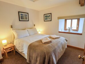 3 عدّة غرف نوم وبديكورات فريدة لكل غرفة وطراز فريد لكل وحدة