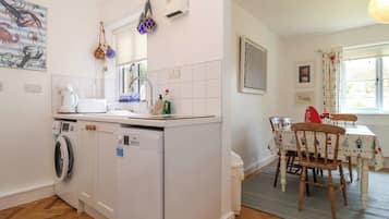 Fridge, dishwasher, electric kettle, toaster