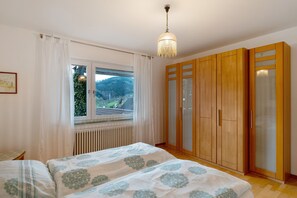 2 Schlafzimmer, Bügeleisen/Bügelbrett, kostenloses WLAN, Bettwäsche