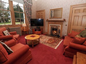 Living area - Cheviot Manor (Wooler)