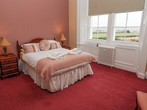 8 bedrooms, individually decorated, individually furnished, free WiFi - Cheviot Manor (Wooler)