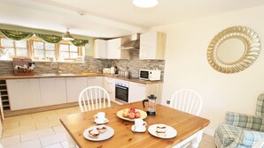 Dining - Loft Cottage (Bedale)