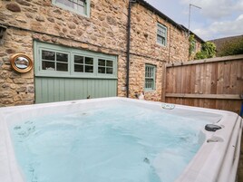 Bañera de hidromasaje exterior