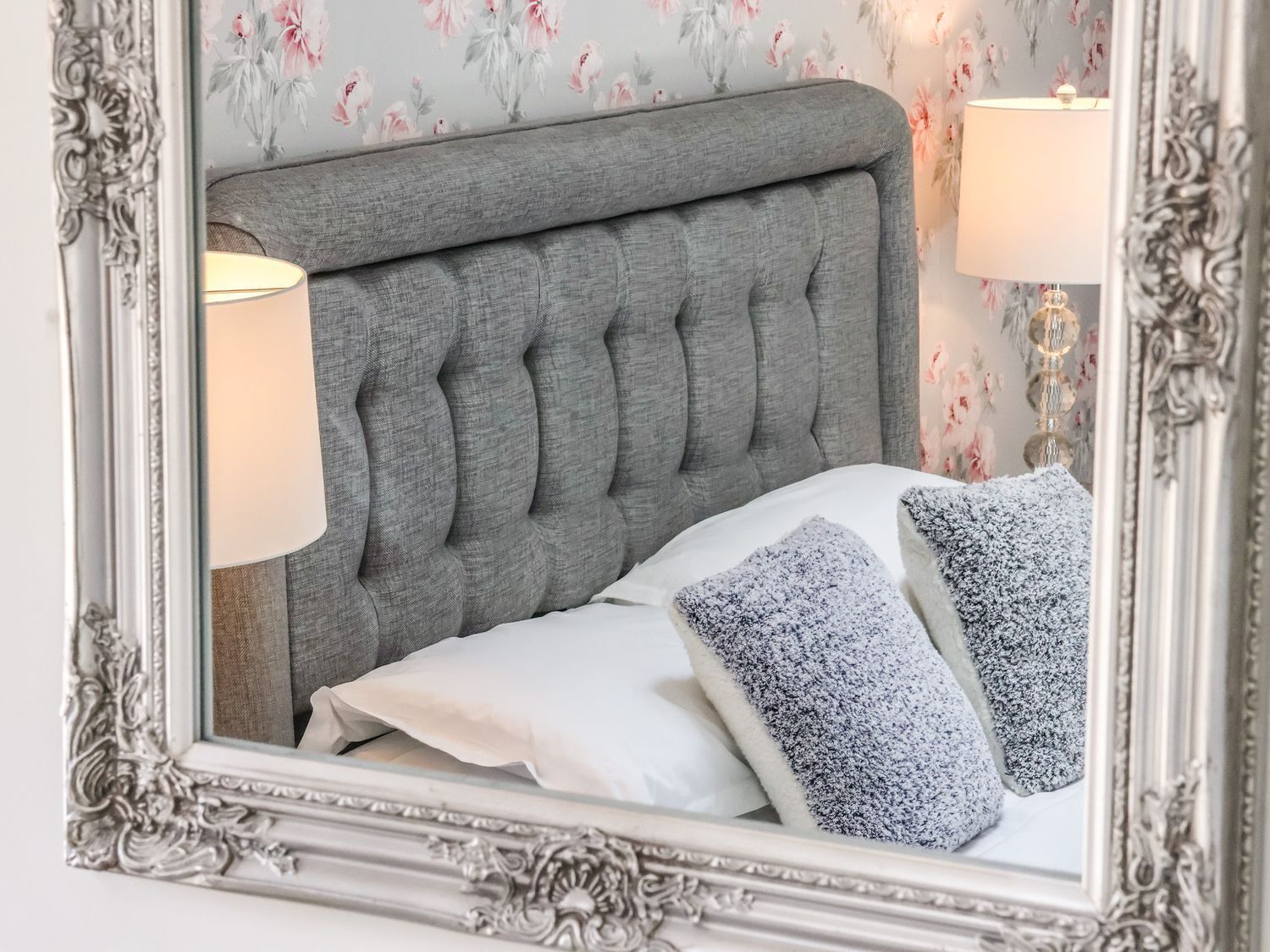 2 bedrooms, individually decorated, individually furnished, free WiFi