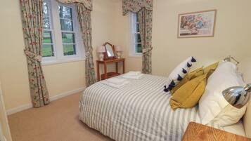 1 quarto, individualmente decorados, individualmente mobiliados