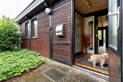 Bungalow 'Nordschwarzwald' mit privater Terrasse, privatem Garten und Wi-Fi